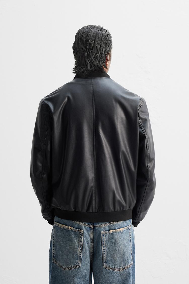 JAQUETA BOMBER DE POLIURETANO