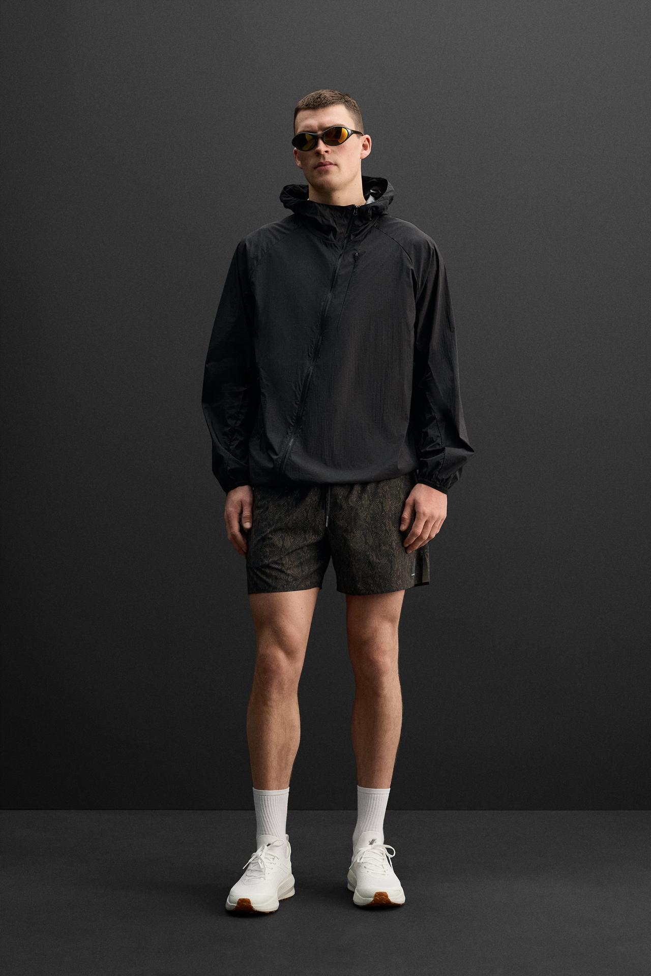 CASACO WIND RESISTANT