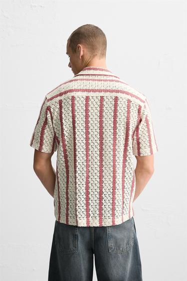 CAMISA EM CROCHÊ LISTRADA