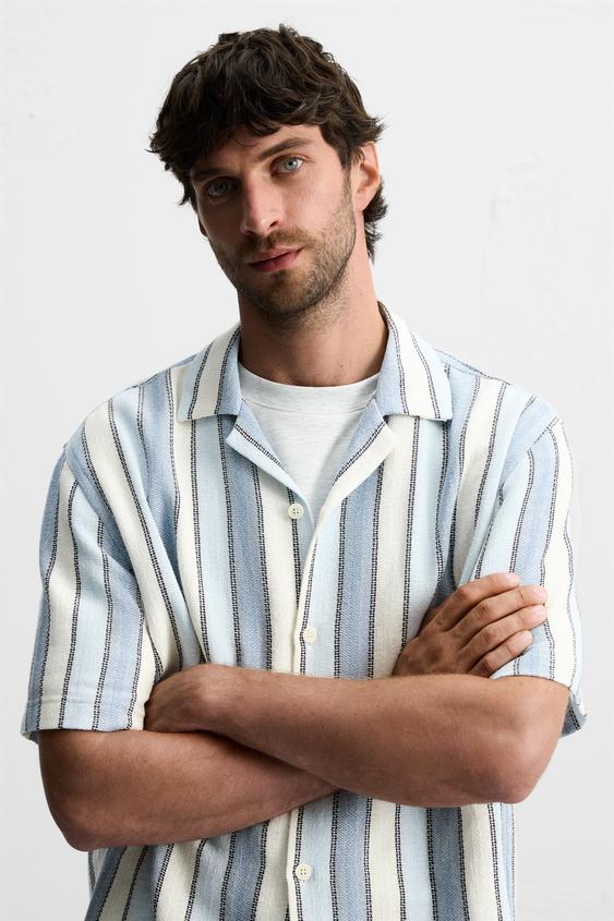 CAMISA COM TEXTURA LISTRADA
