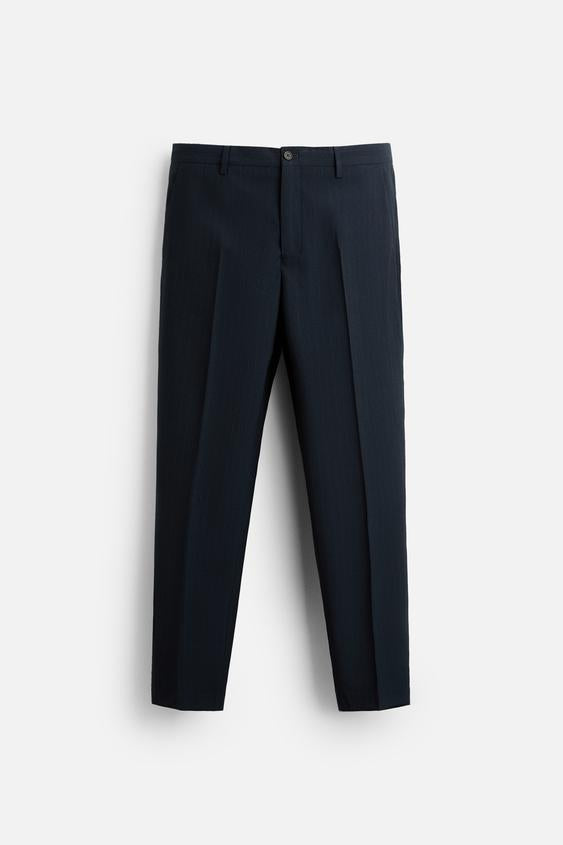 CALÇA DE TRAJE COM RISCA DIPLOMÁTICA
