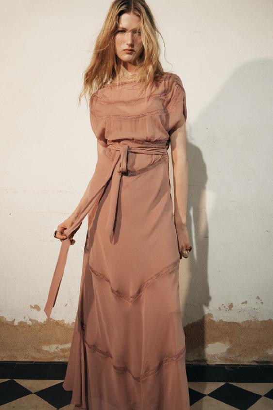 VESTIDO MIDI COM RENDA ZW COLLECTION