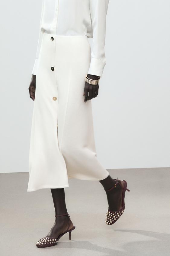 MULE DE SALTO COM TACHAS