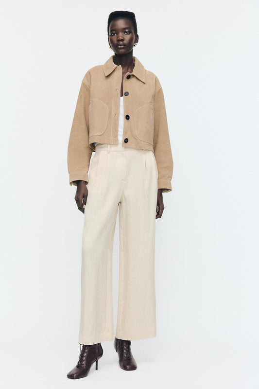 CALÇA DE CORTE FLUIDO COM PREGAS