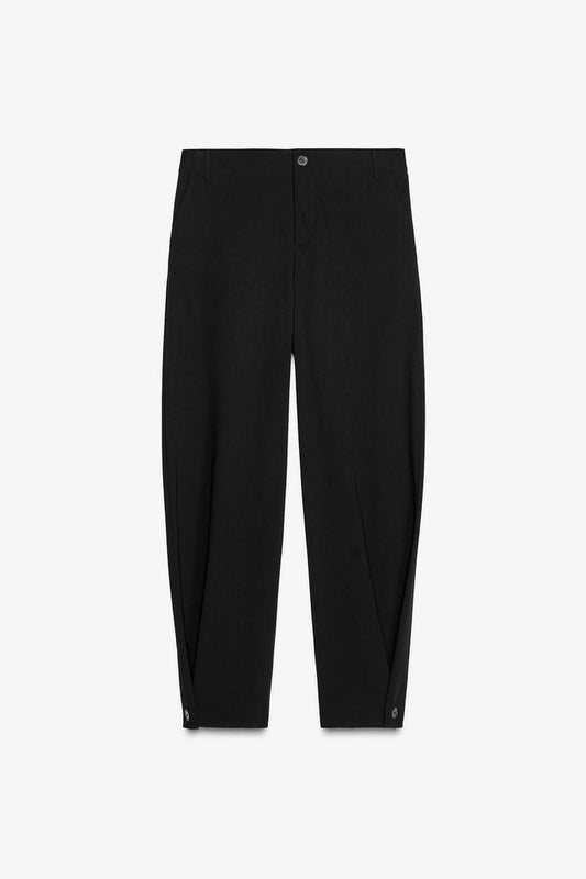 CALÇA BARREL COM BOTÃO