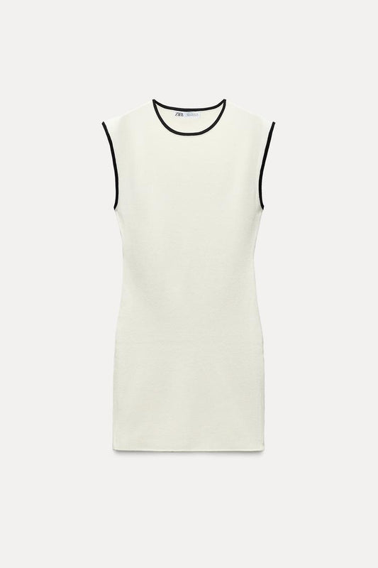 VESTIDO MINI DE TRICÔ