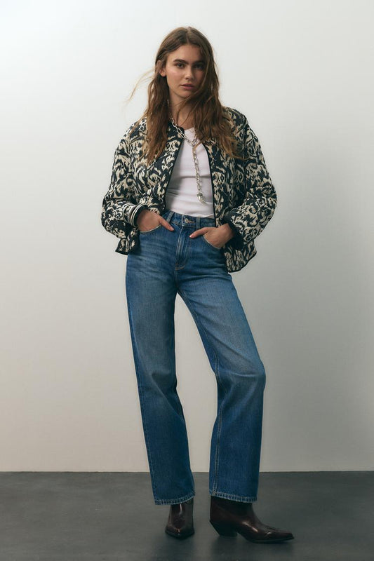 JAQUETA ACOLCHOADA COM ESTAMPA ANIMAL PRINT