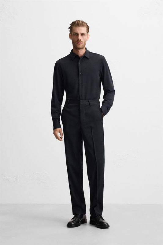 CAMISA ELÁSTICA COM TEXTURA