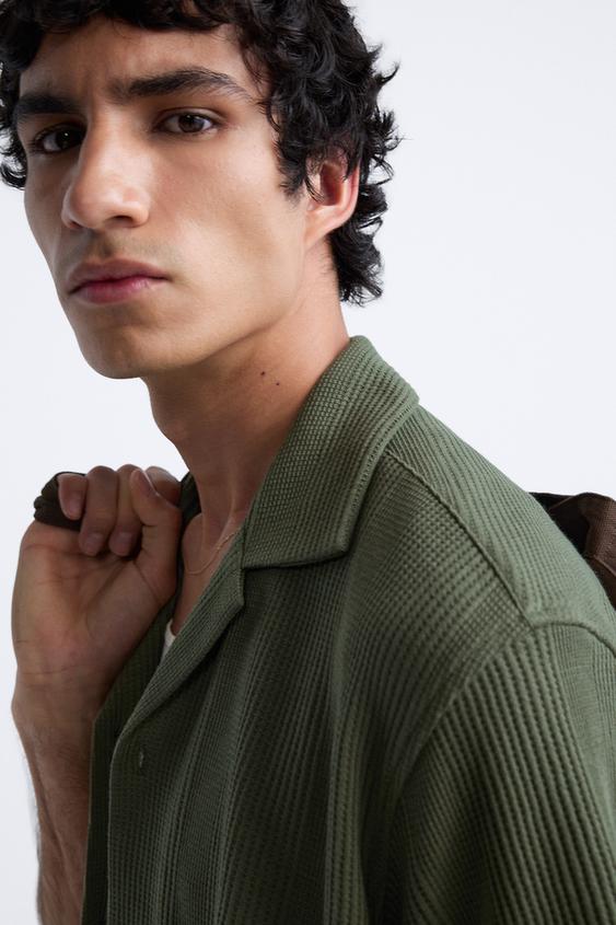 CAMISA COM TEXTURA