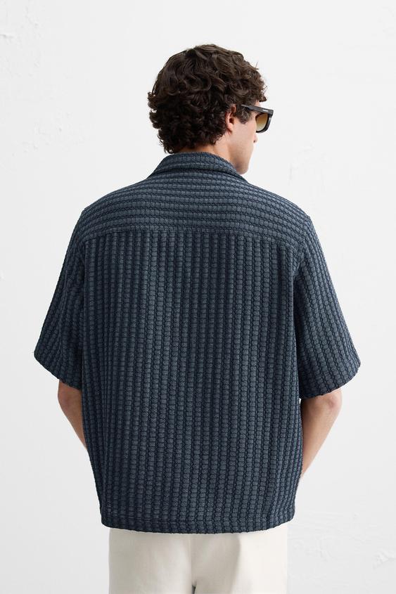 CAMISA COM TEXTURA