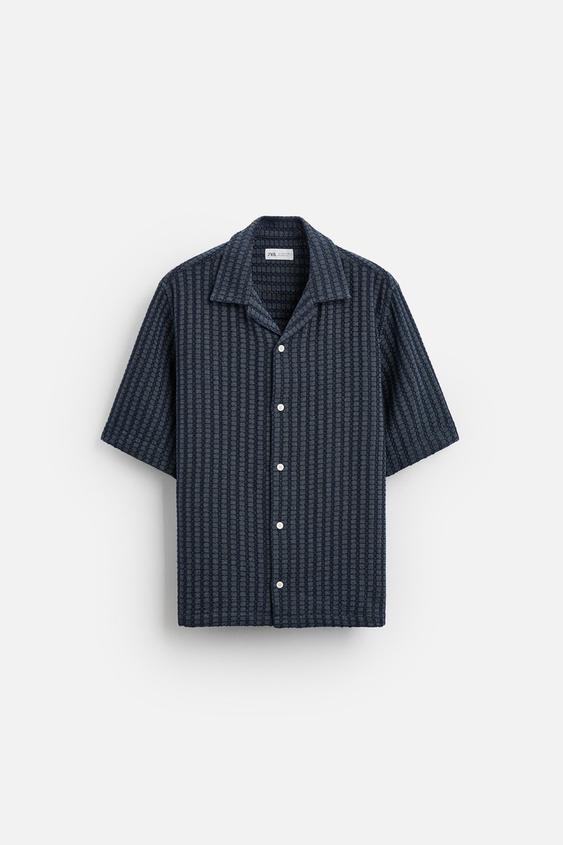 CAMISA COM TEXTURA