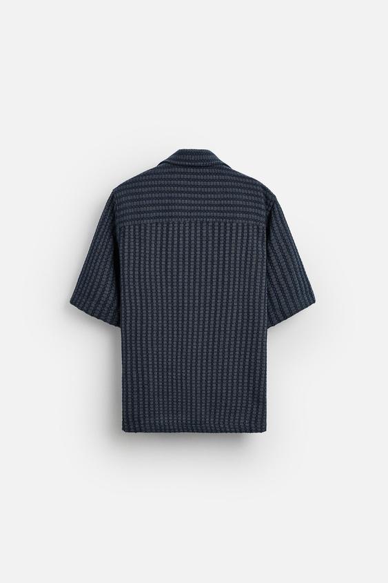 CAMISA COM TEXTURA