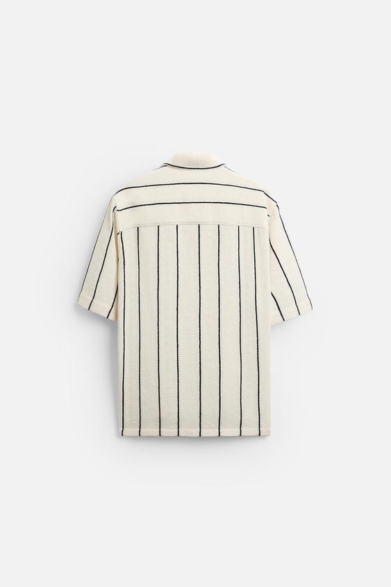 CAMISA COM TEXTURA LISTRADA