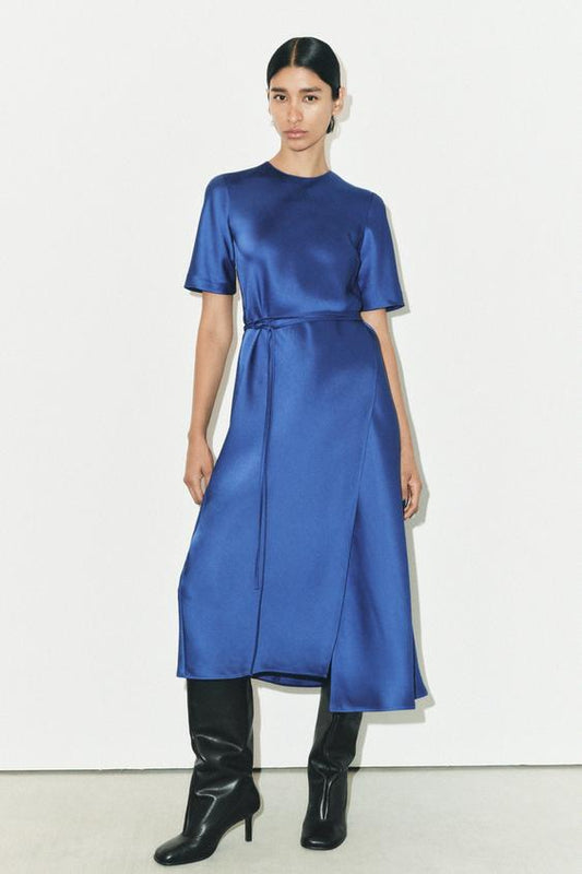 VESTIDO MIDI ACETINADO ZW COLLECTION