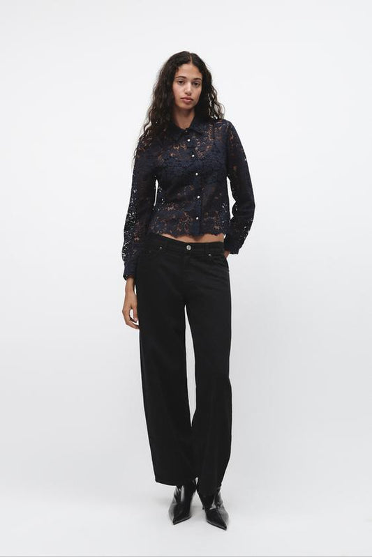 CAMISA COM RENDA