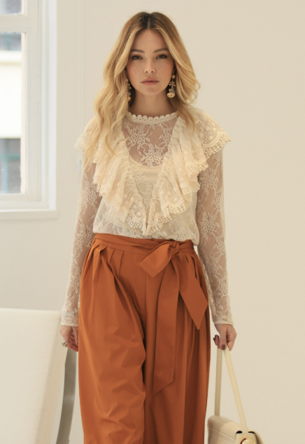 Blusa Renda Chantilly Silvana